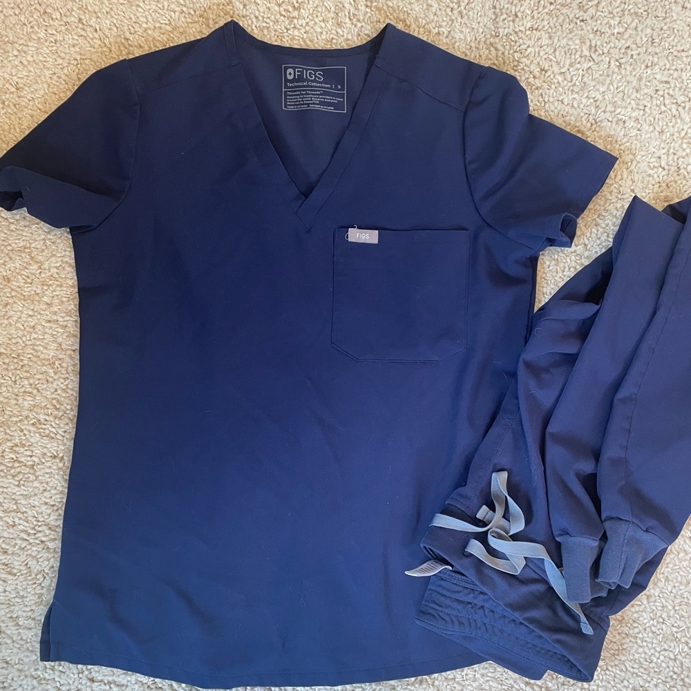 Figs Catarina Navy Blue Scrub Top- SMALL